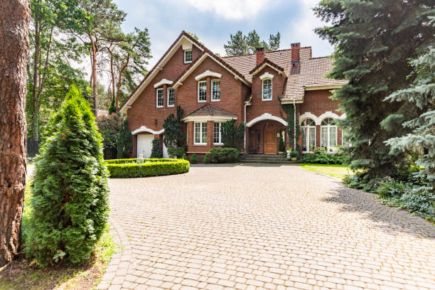 Best Driveway Paver Repair  in Huntington Park, CA
